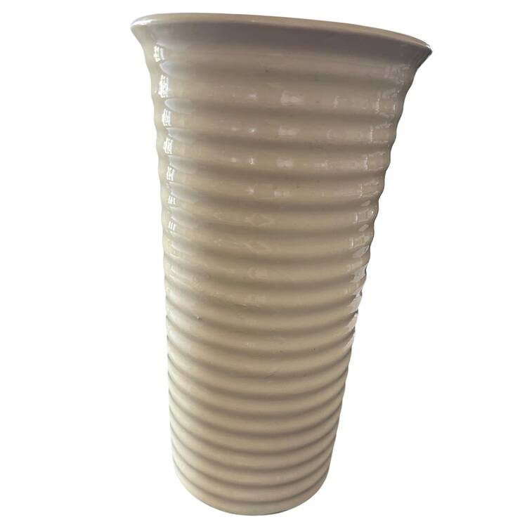 Ring White 10" Vase