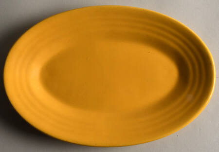 Ring Yellow (Older, Circa 1940) 9" Oval Serving Platter