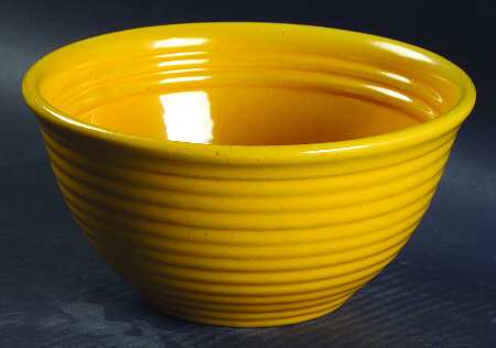 Ring Yellow (Older, Circa 1940) 7" Nested Mixing Bowl