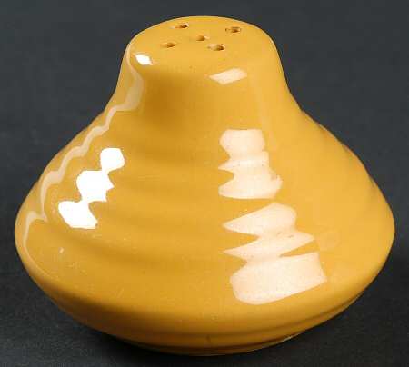Ring Yellow (Older, Circa 1940) Pepper Shaker