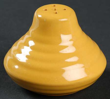Ring Yellow (Older, Circa 1940) Salt Shaker