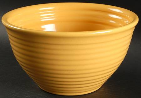Ring Yellow (Older, Circa 1940) 8" Nested Mixing Bowl