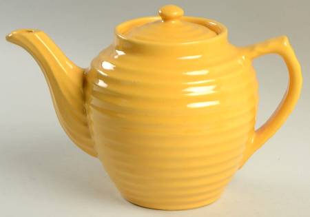 Ring Yellow (Older, Circa 1940) Teapot & Lid
