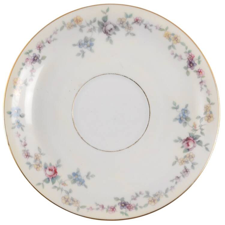 Barbara (Gold Trim) Saucer