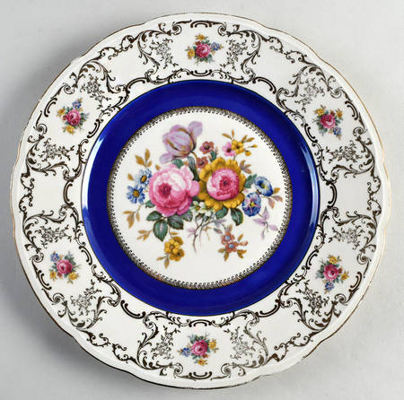 BAR8 Dinner Plate