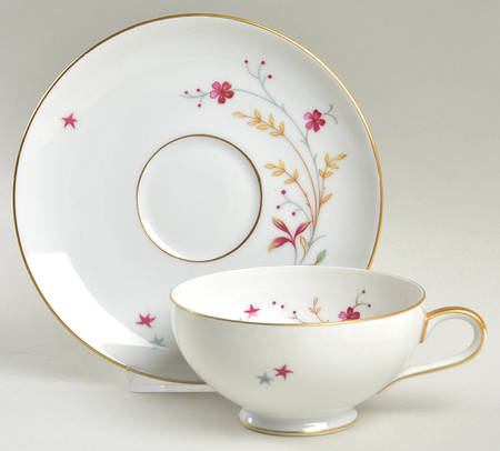Clarice Footed Cup & Saucer Set