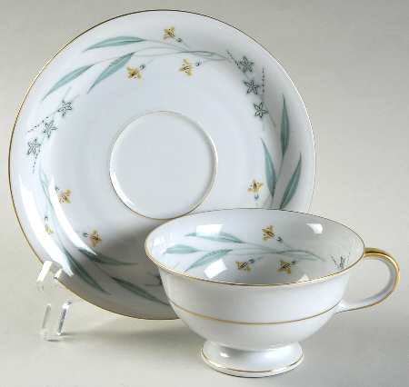 Footed Cup & Saucer Set