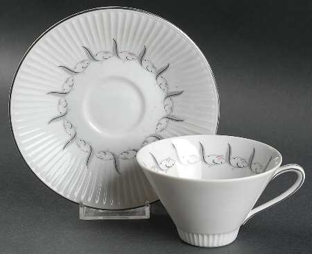 Feather Flair Flat Cup & Saucer Set