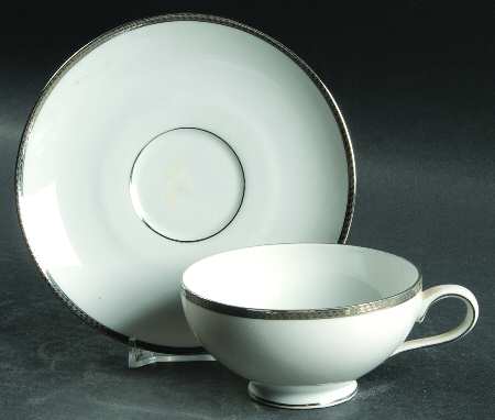 Halo Footed Cup & Saucer Set