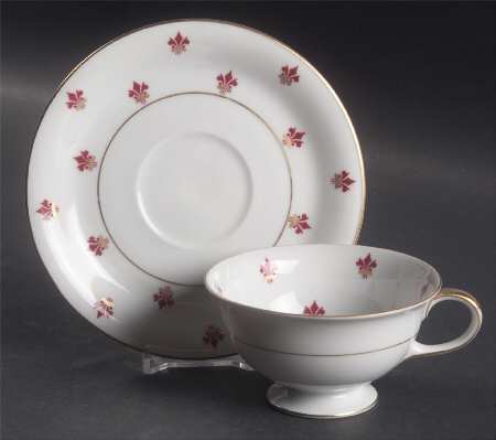 Jacquette Footed Cup & Saucer Set