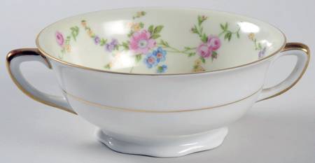 Juliet Footed Cream Soup Bowl
