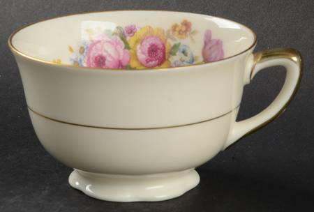 Le Bouquet Footed Cup