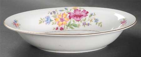 Lorna 9" Oval Vegetable Bowl