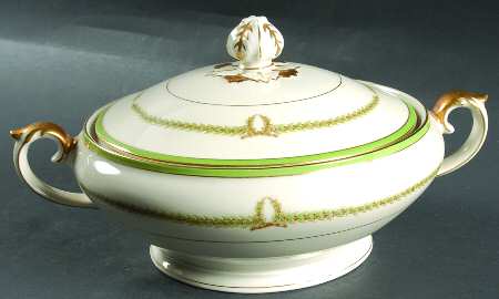 Lyric (Green Design, Off White) Round Covered Vegetable