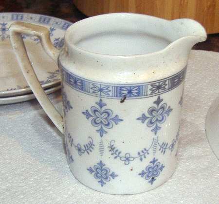 Monaco Creamer