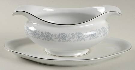 Nocturne Gravy Boat with Attached Underplate by Baronet