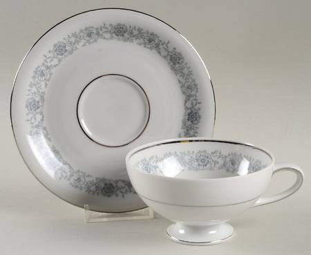 Nocturne Footed Cup & Saucer Set