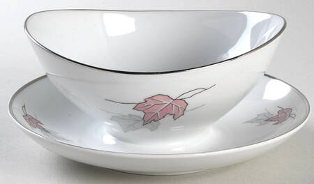 Phantom Leaves Gravy Boat with Attached Underplate