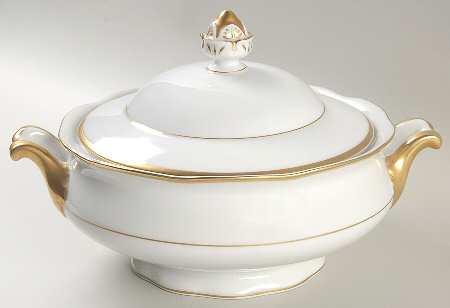 Roberta Round Covered Vegetable by Baronet