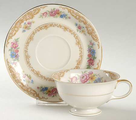 Rydal Footed Cup & Saucer Set