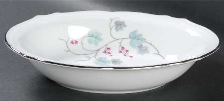 Sandra 9" Oval Vegetable Bowl