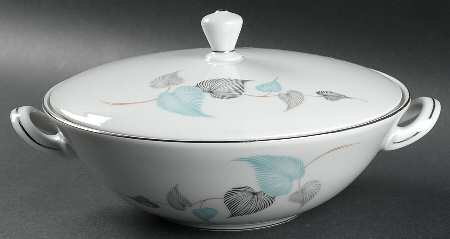 Shirley Round Covered Vegetable