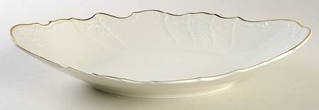Bernadotte Ivory Scalloped Serving Bowl