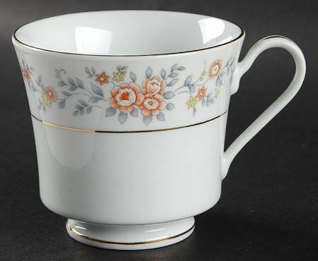 Canterbury Footed Cup
