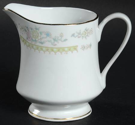 Ming Floral Creamer