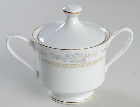 Ming Floral Sugar Bowl & Lid