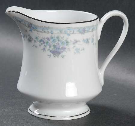 Newport Creamer
