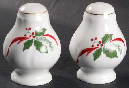Victorian Holiday Poinsettia Salt & Pepper Set