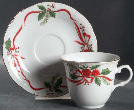 Victorian Holiday (Roses) Flat Cup & Saucer Set