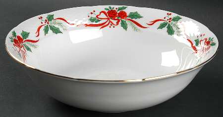 Victorian Holiday (Roses) 9" Round Vegetable Bowl