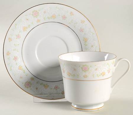 Wilton Footed Cup & Saucer Set