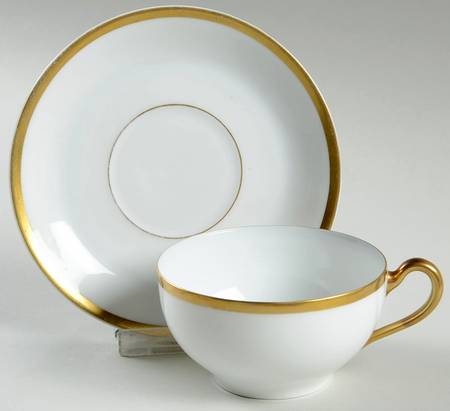 Goldena Flat Cup & Saucer Set