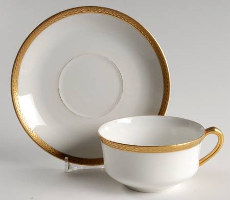 Golconda Flat Cup & Saucer Set