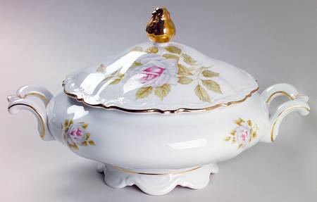 White Rose Round Covered Vegetable