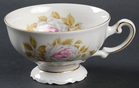 White Rose Footed Cup