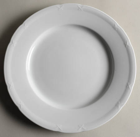 Stuttgart 12" Chop Plate (Round Platter)