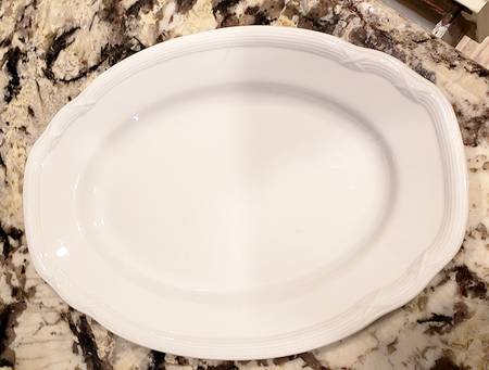 Stuttgart 12" Oval Serving Platter