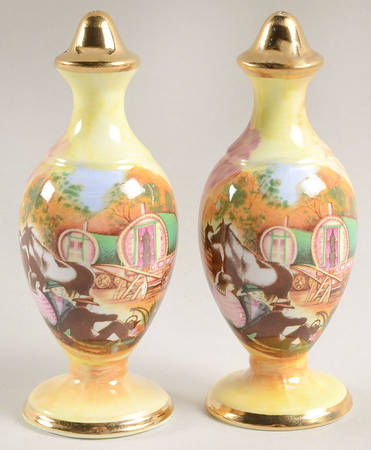 Atchin Tan Salt & Pepper Set