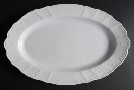 Bernadotte White-No Trim 14" Oval Serving Platter
