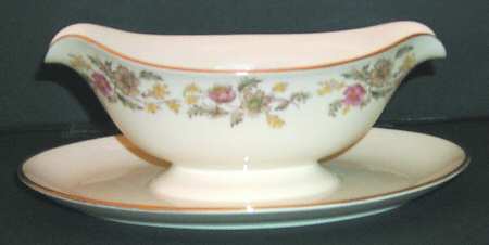 Autumn Gravy Boat with Attached Underplate
