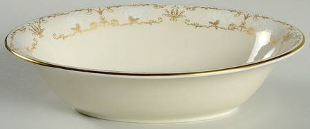 Bridget 9" Oval Vegetable Bowl