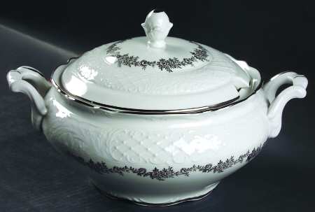 Corsage Tureen &  Lid