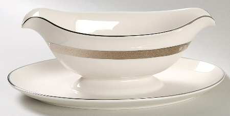 Empress Gravy Boat with Attached Underplate