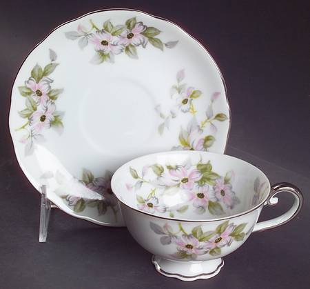 Trellis Footed Cup & Saucer Set by Bellaire