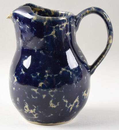 Agate Blue 24 Oz Pitcher