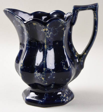 Agate Blue 16 Oz Pitcher